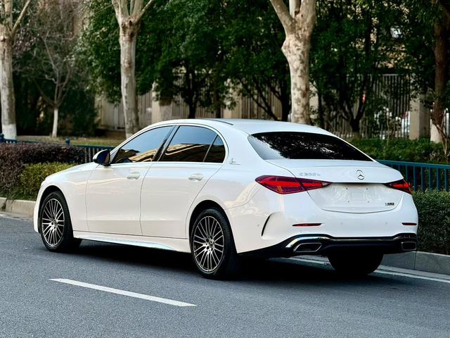 Mercedes-Benz C-Class 2023 thumb 5