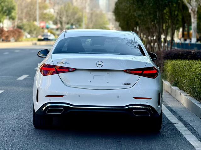 Mercedes-Benz C-Class 2023 thumb 6