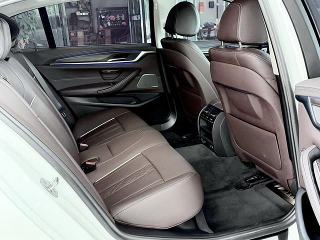 BMW 5 серии 2022 thumb 7