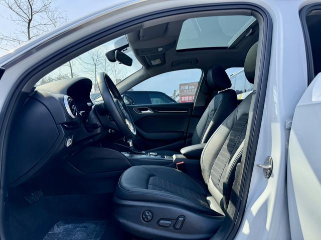 Audi A3 2020 thumb 4