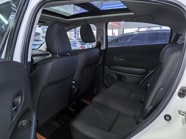 Honda Vezel 2020 thumb 6
