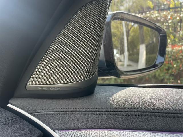 BMW 5 серии 2019 thumb 5