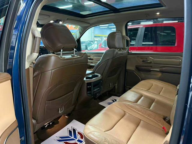 Ram Trucks 2019 thumb 3