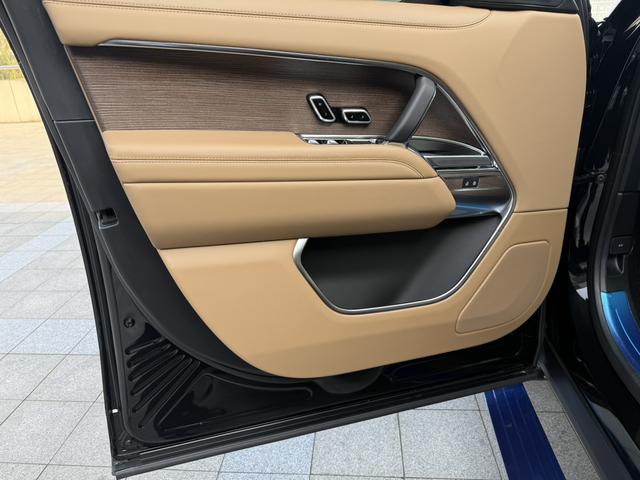 Land Rover Range Rover 2025 thumb 9