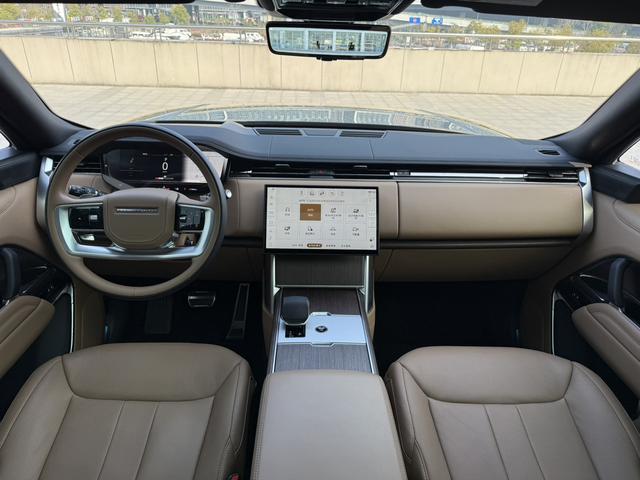 Land Rover Range Rover 2025 thumb 12