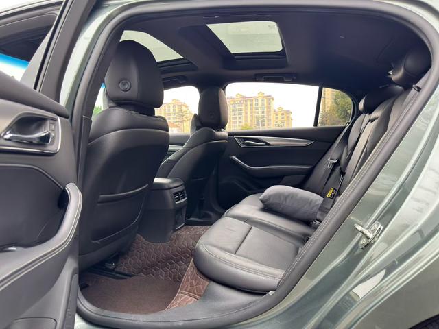 Cadillac CT5 2022 thumb 3