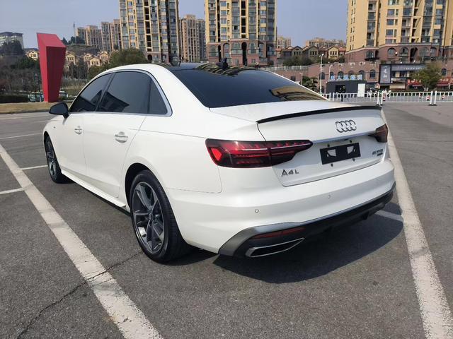 Audi A4 2020 thumb 4