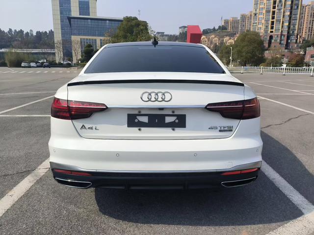 Audi A4 2020 thumb 6