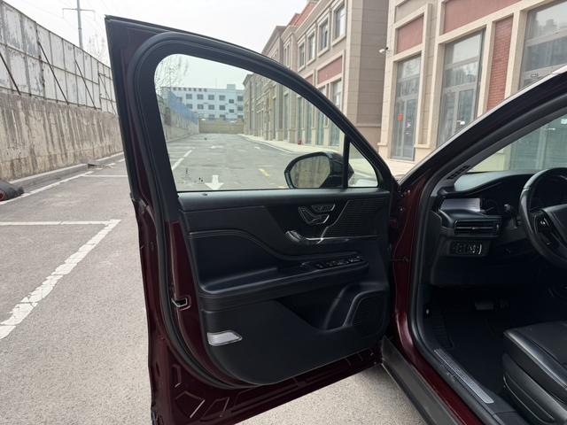 Lincoln Aviator 2021 thumb 4
