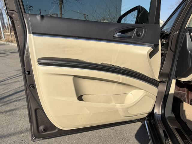 Buick GL8 2023 thumb 9
