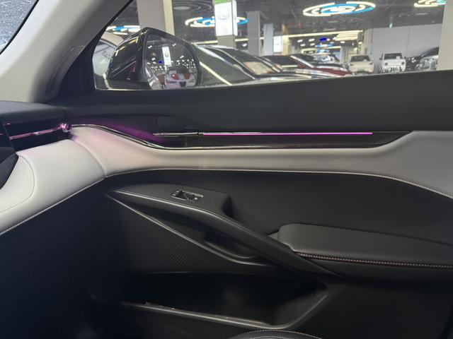Ford Mondeo 2022 thumb 9