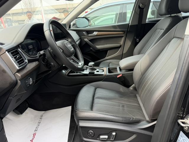 Audi Q5 2024 thumb 10