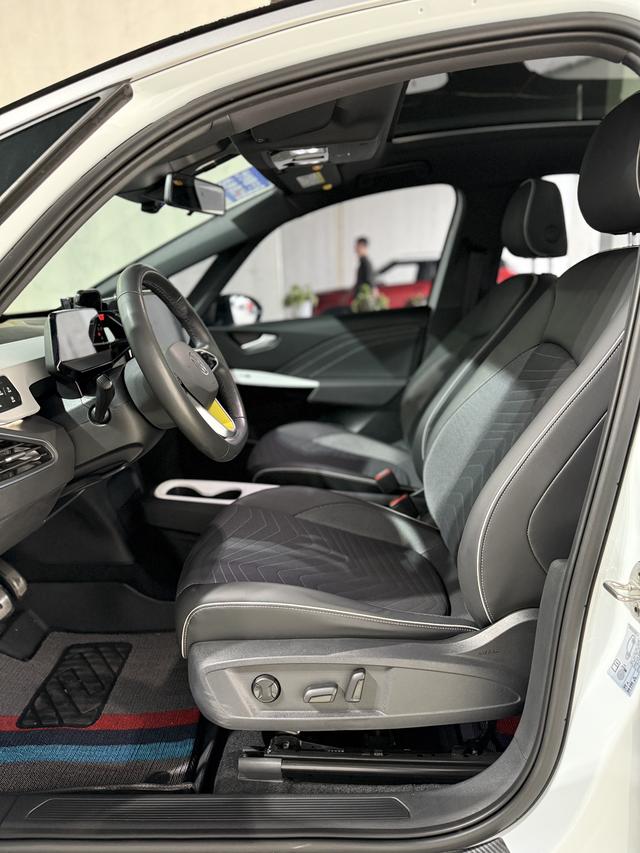 Volkswagen ID.3 2024 thumb 8