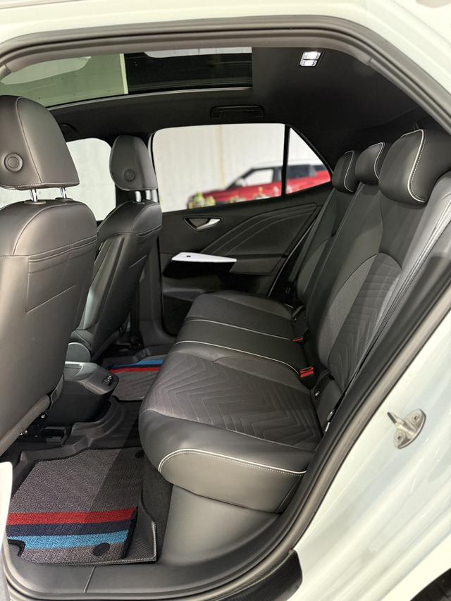 Volkswagen ID.3 2024 thumb 9