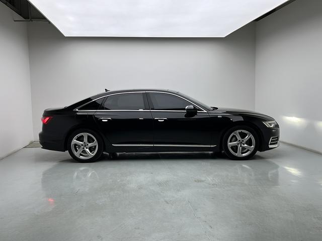 Audi A6 2019 thumb 5