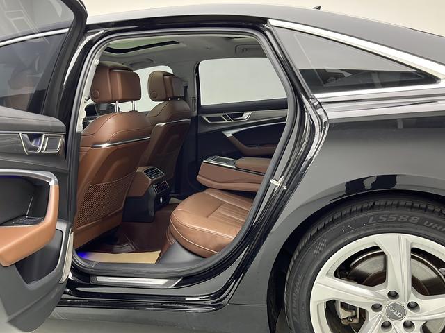Audi A6 2019 thumb 10
