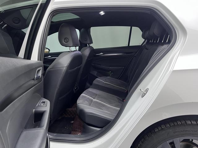 Volkswagen Golf 2023 thumb 10