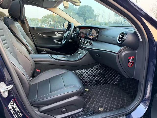 Mercedes-Benz E-Class 2020 thumb 3