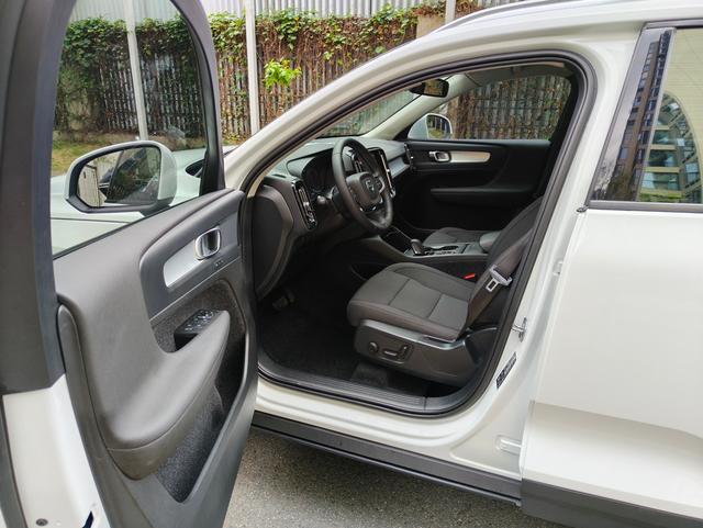 Volvo XC40 2021 thumb 10