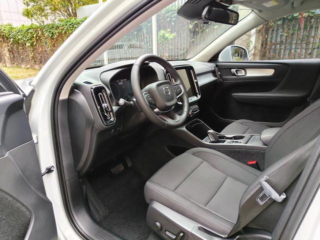 Volvo XC40 2021 thumb 12