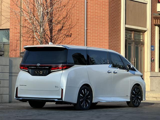 Toyota Vellfire 2023 thumb 3