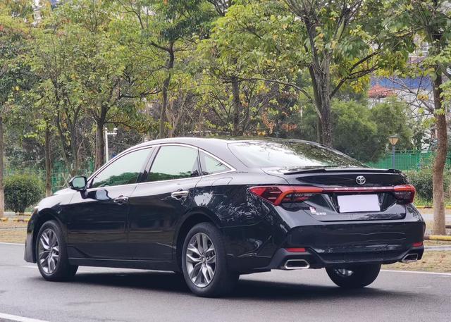 Toyota Avalon 2019 thumb 3