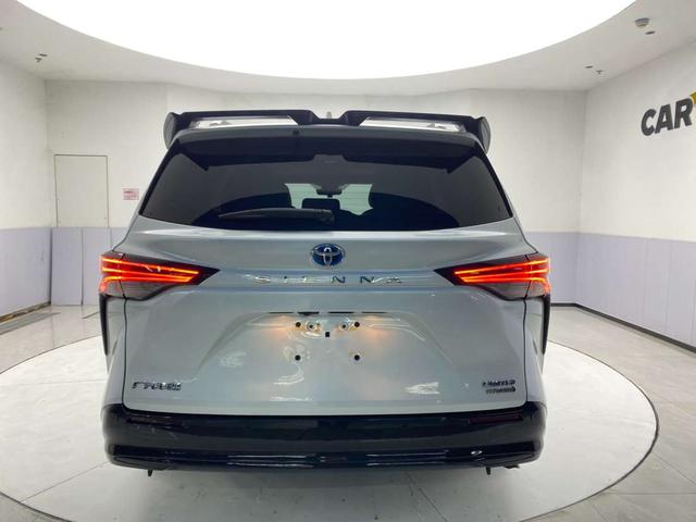 Toyota Sienna 2024 thumb 3