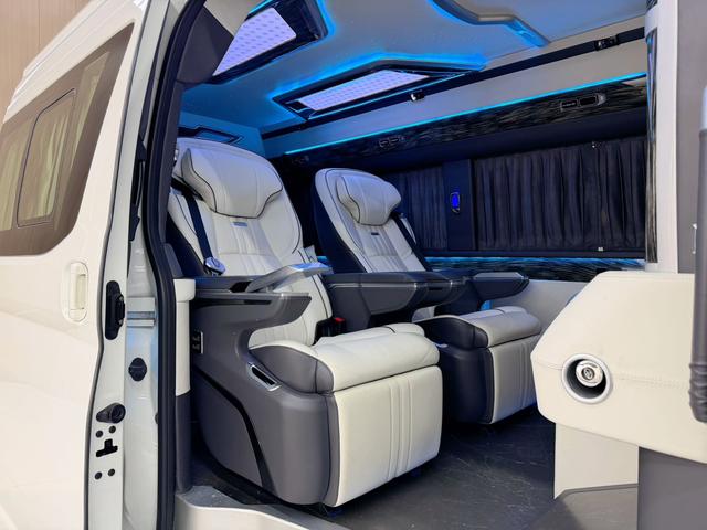 Toyota HiAce 2022 thumb 4