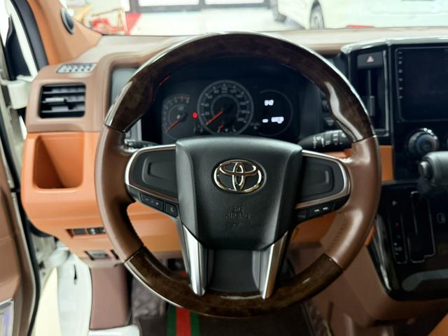 Toyota HiAce 2022 thumb 3