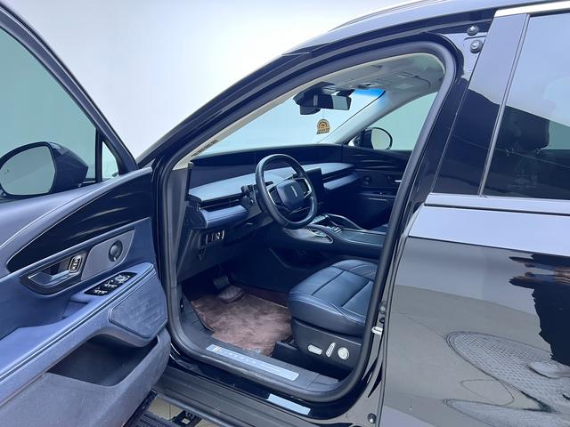 Lincoln Navigator 2023 thumb 9