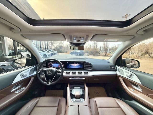 Mercedes-Benz GLS 2024 thumb 2