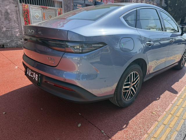 BYD Seal 2025 thumb 3
