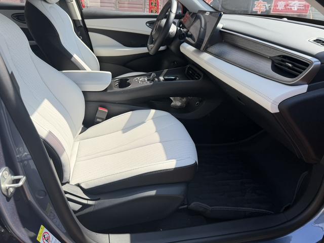 BYD Seal 2025 thumb 10