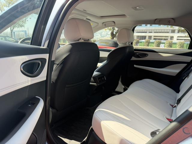 BYD Seal 2025 thumb 12