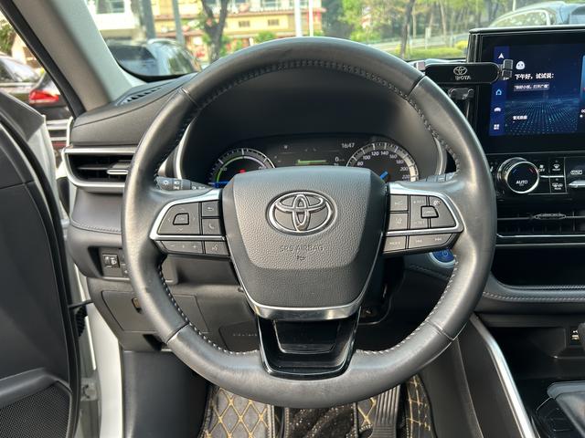 Toyota Highlander 2022 thumb 4