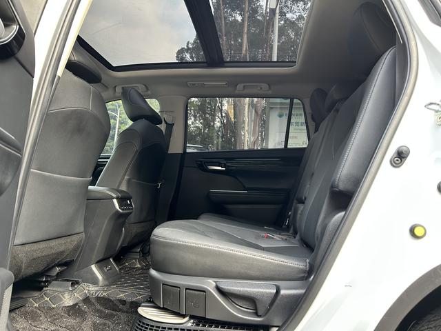 Toyota Highlander 2022 thumb 5