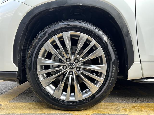 Toyota Highlander 2022 thumb 9