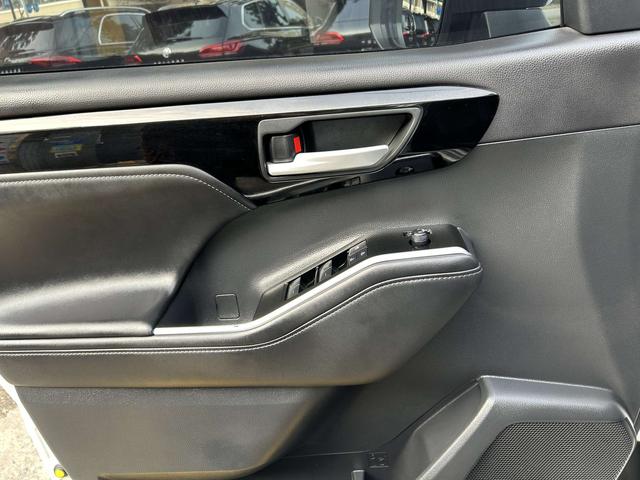 Toyota Highlander 2022 thumb 11