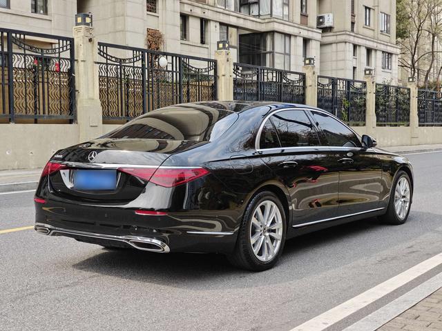 Mercedes-Benz S-Class 2024 thumb 3