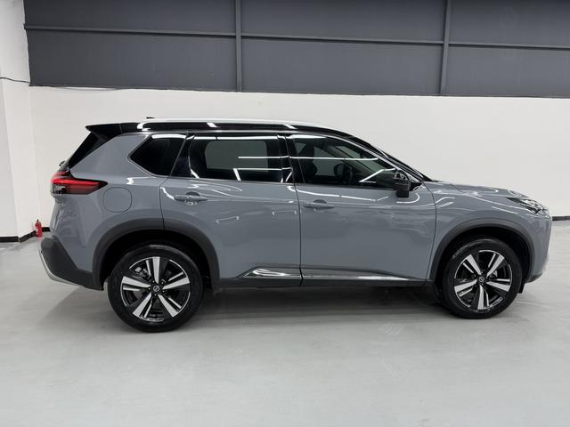 Nissan X-Trail 2021 thumb 4