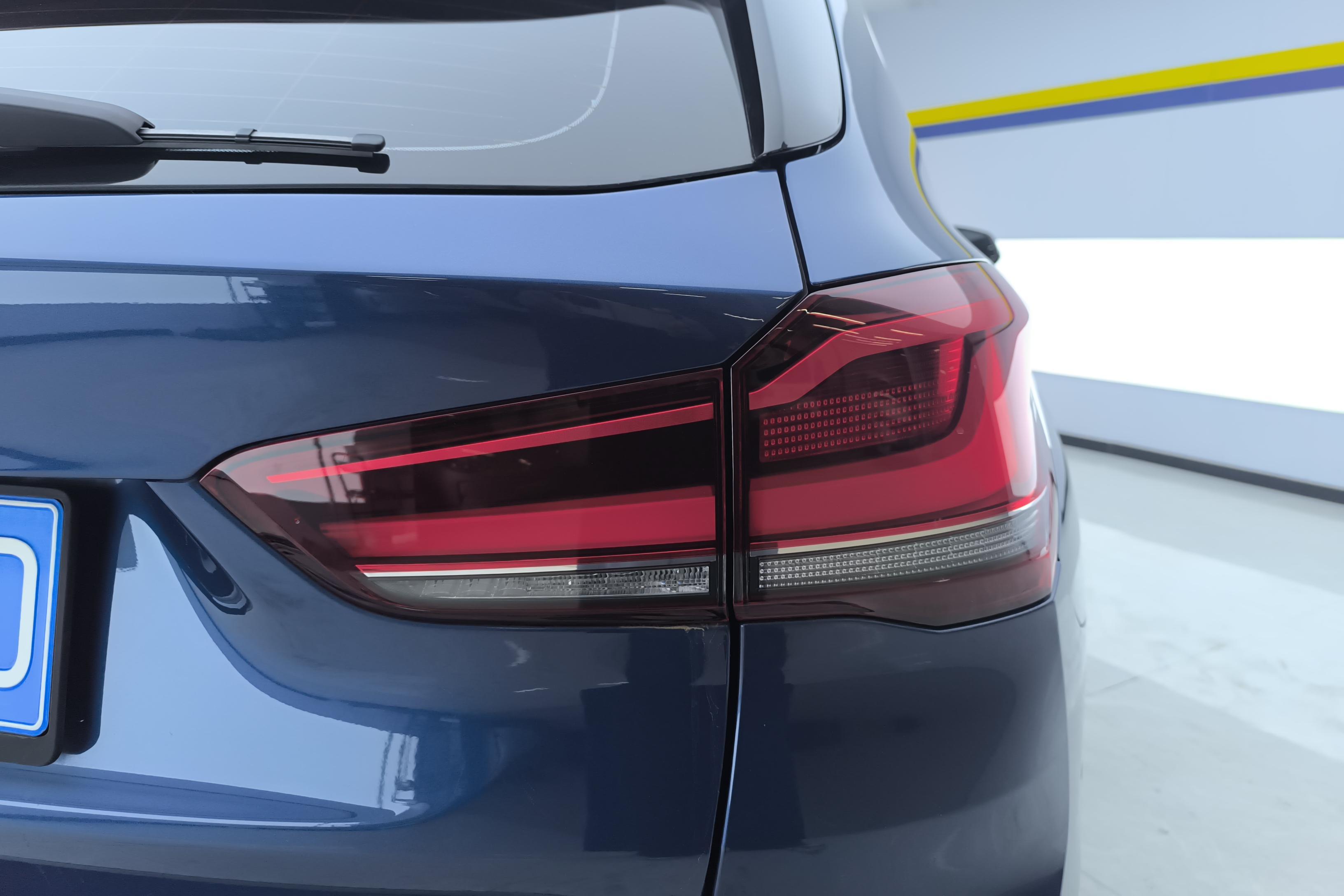 BMW X1 2021 thumb 6