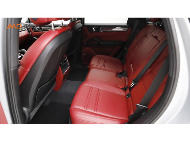 Porsche Cayenne 2022 thumb 4
