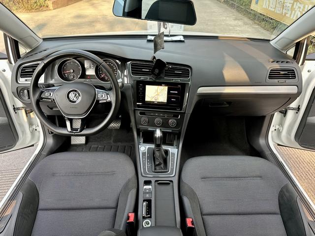 Volkswagen Golf 2020 thumb 6