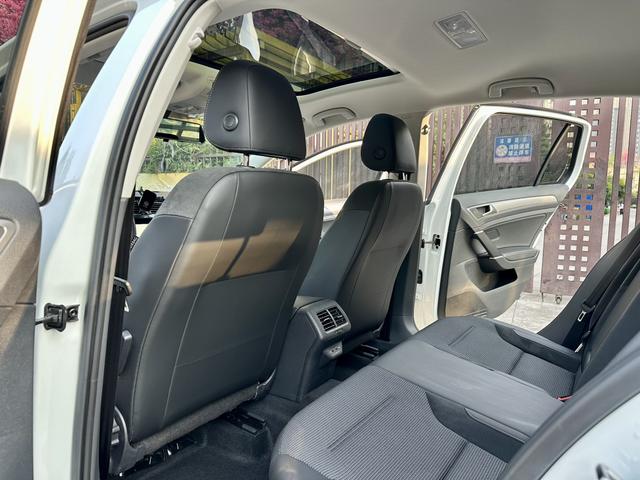 Volkswagen Golf 2020 thumb 12