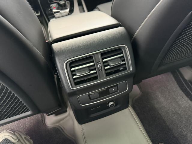 Audi Q5 2024 thumb 8