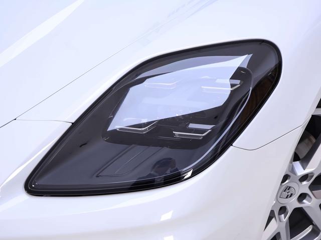 Porsche Panamera 2024 thumb 2