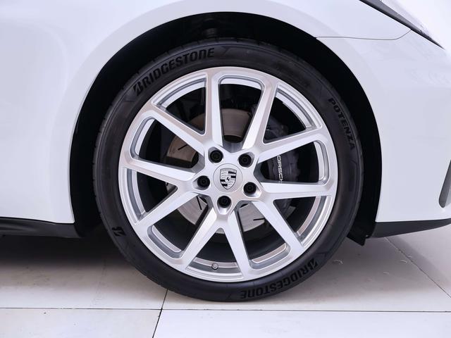 Porsche Panamera 2024 thumb 4