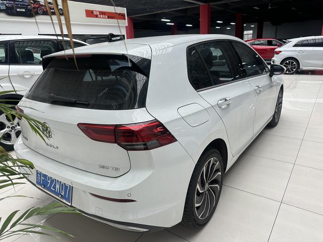 Volkswagen Golf 2023 thumb 6