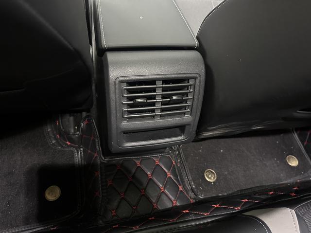 Volkswagen Golf 2023 thumb 9