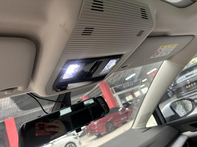 Volkswagen Golf 2023 thumb 12